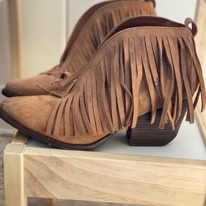 Fringe bootie